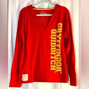 Universal Studios Harry Potter Gryffindor Quidditch long sleeve hood top Sz L